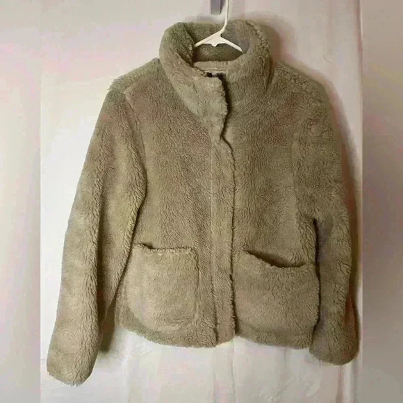 Old Navy Cozy Teddy Jacket - Picture 1 of 9